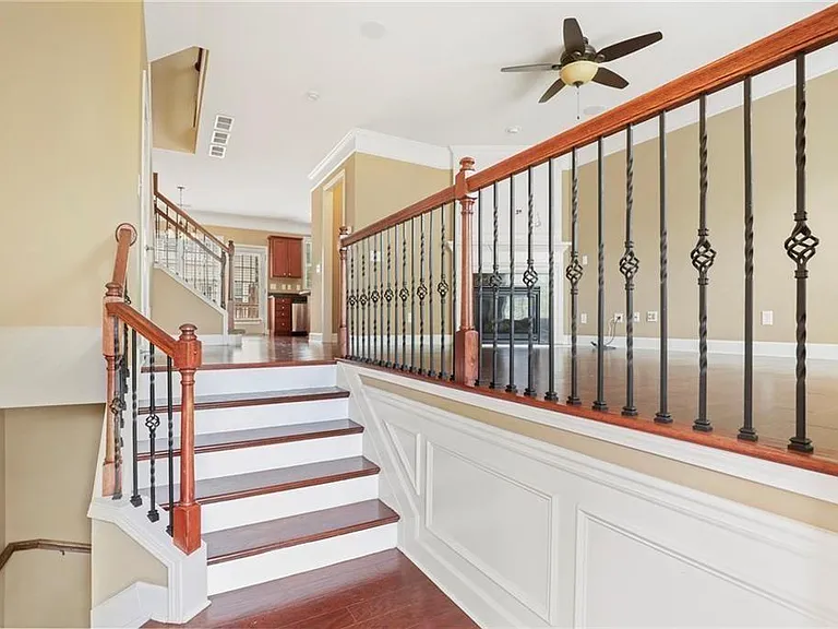 2470 Natoma Ct SE #11 — Photo 2