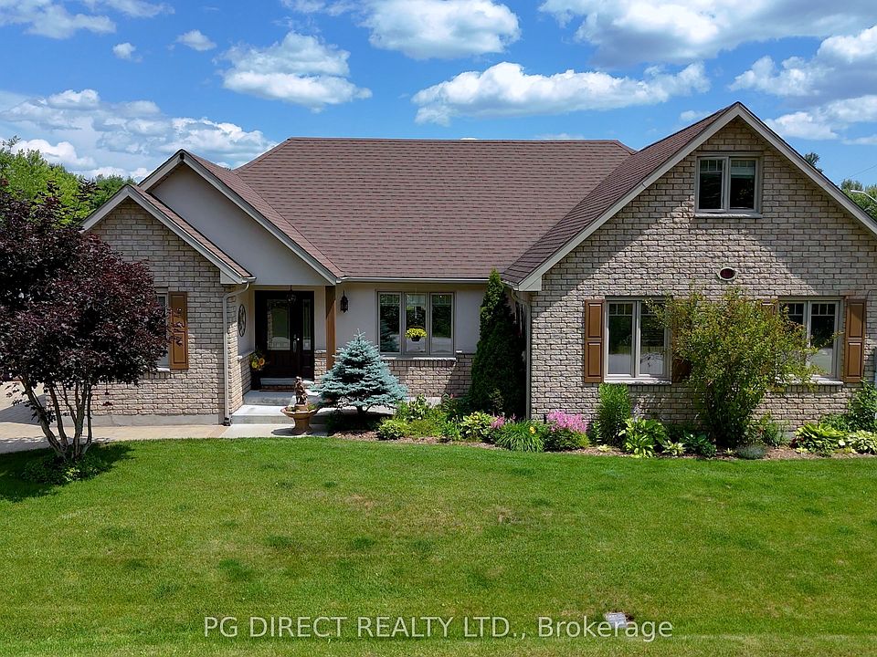 1st image of 161 Spruce Ct