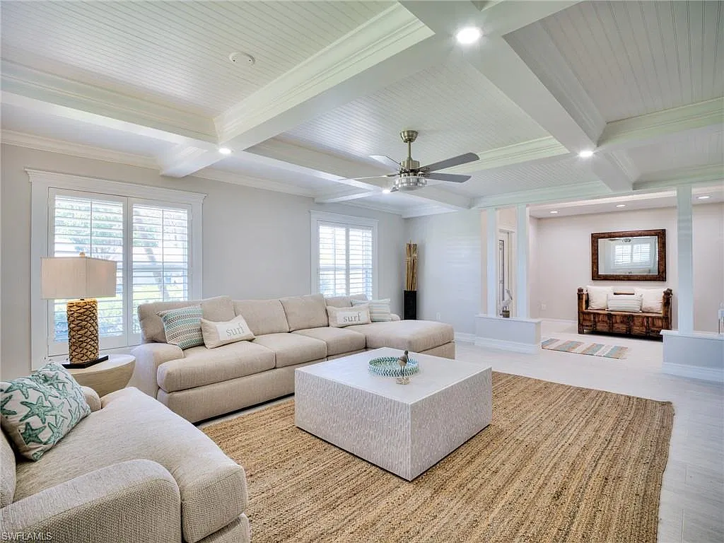 3 bed, 2.0 bath, 1905 sqft, $4,165 — Photo 4