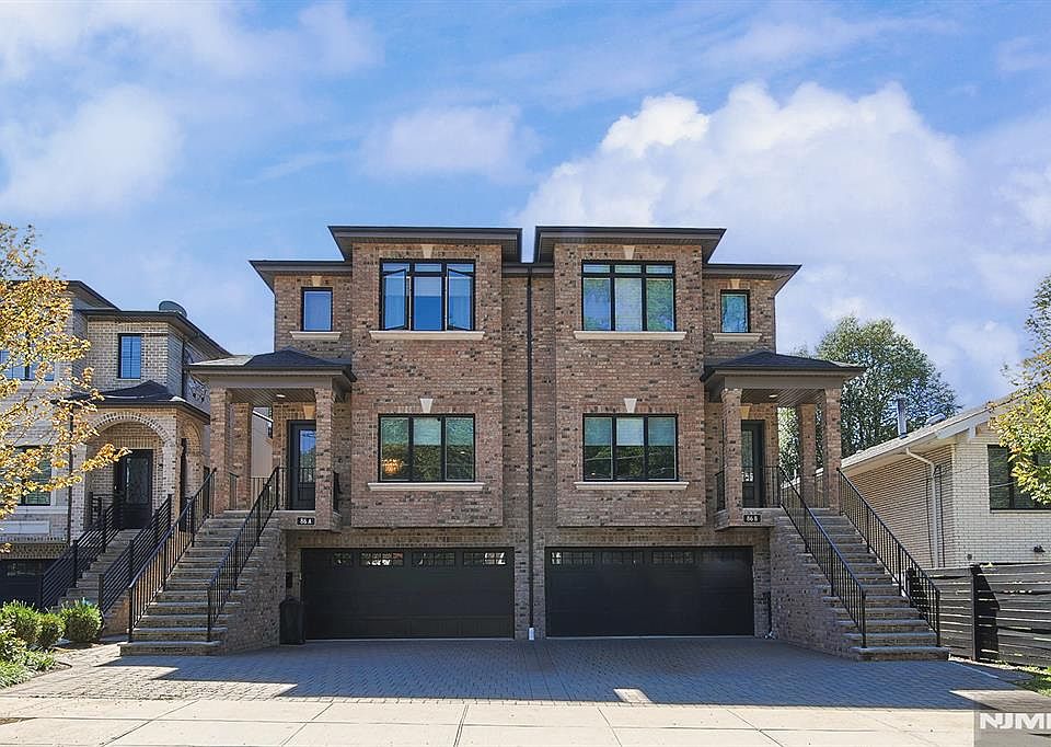 1st image of 86 W Oakdene Ave #1