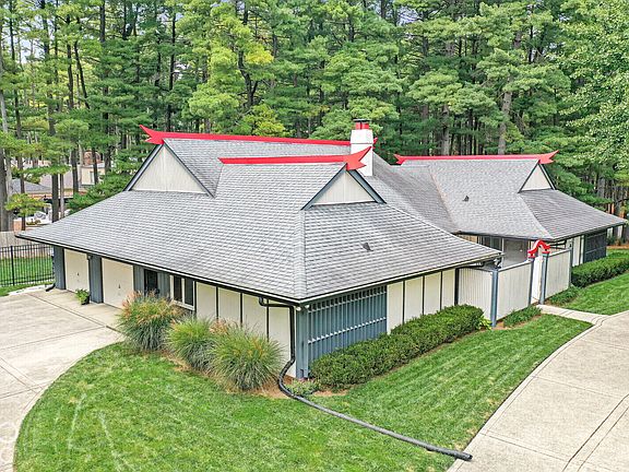 2nd image of 7622 Silverpine Ct