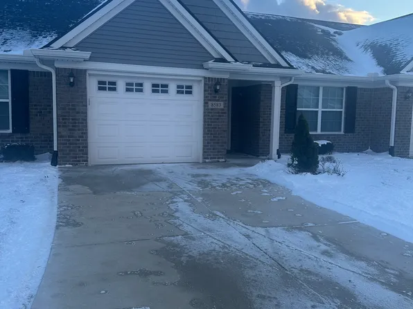 Park Row Westland, 8617 N Farmington Rd #17, Westland, MI 48185