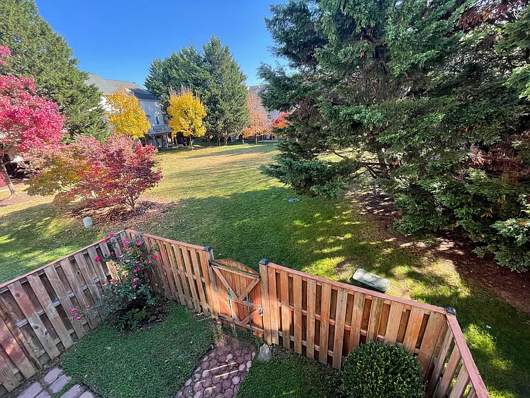 10136 Treble Ct — Photo 3