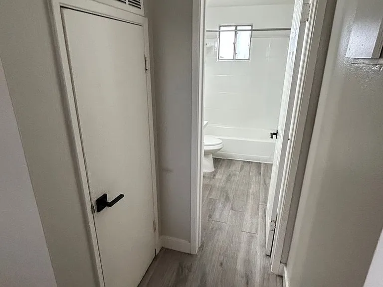 MOVE IN SPECIAL! $0 DEPOSIT OAC — Photo 27