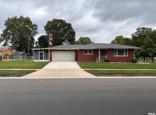 2309 Griffiths Ave, Springfield, IL 62702