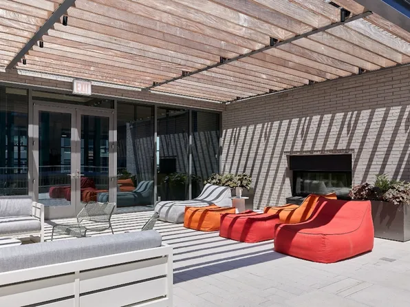 160 Front Street image 37 of 54