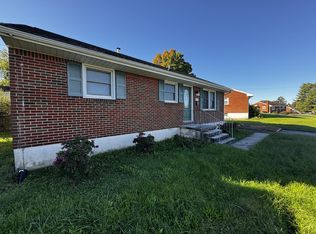 716 Fenwick Dr, Roanoke, VA 24012