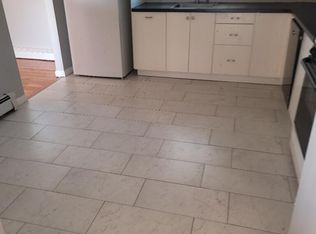 5 Snapper Ct #5, Lindenhurst, NY 11757