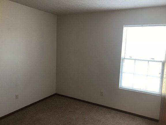 4th image of 734 Mauro Cir SE APT 2