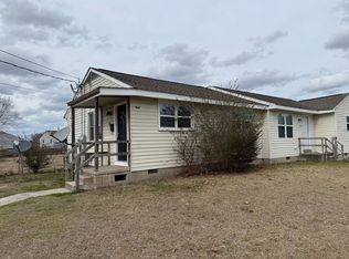 313 Starling St, Jacksonville, NC 28540