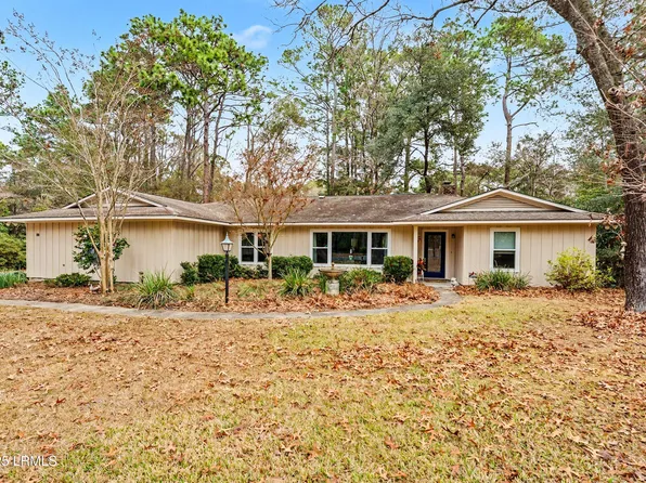 11 Egret Dr, Beaufort, SC 29907