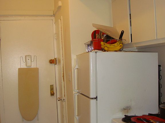 2nd image of 233 E 12th St #4C5C