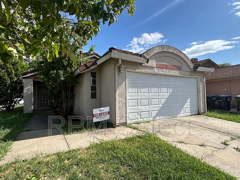 1st image of 4956 Villa Royale Way