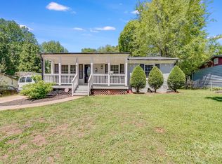 2614 Thornton Rd, Charlotte, NC 28208