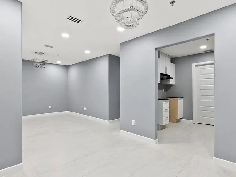1421 W Harrison Ave #6 — Photo 8