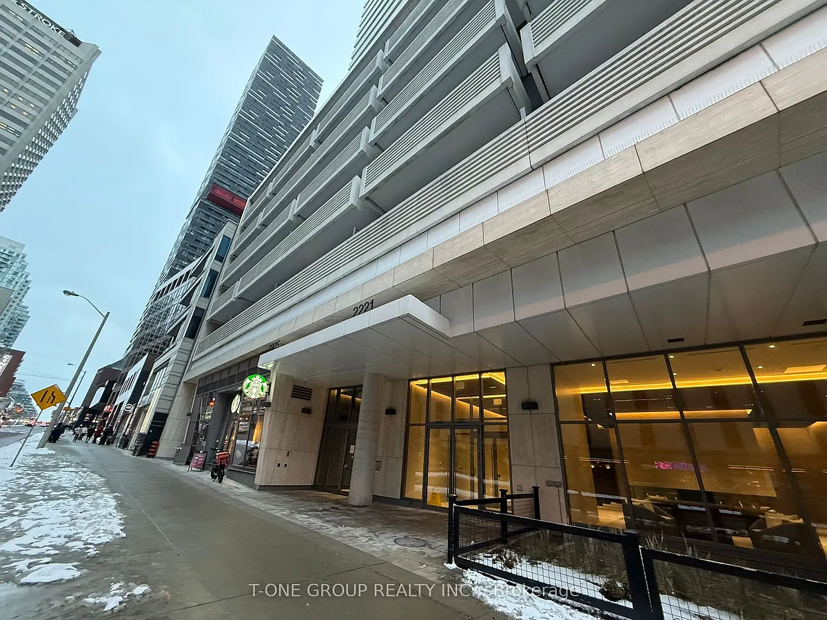 Building Photo - 2221 Yonge St #5409