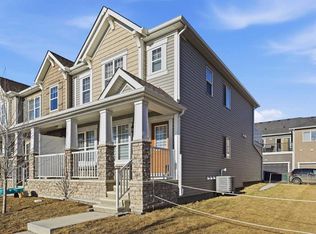 752 S Osborne Dr SW, Airdrie, AB T4B 5E5