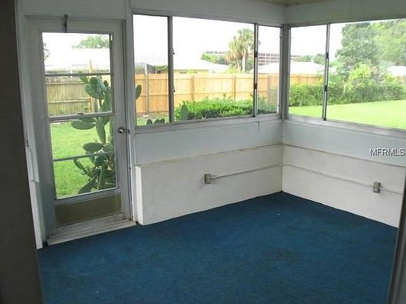 5th image of 124 Stafford Dr