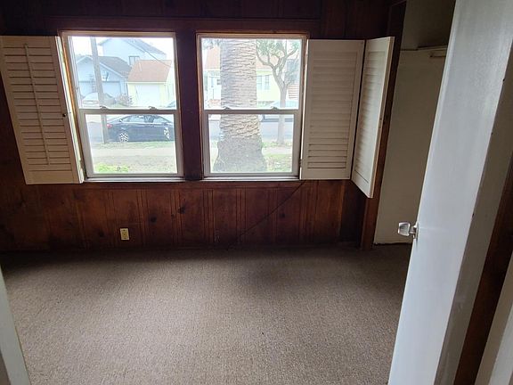 3rd image of 421 San Diego Ave