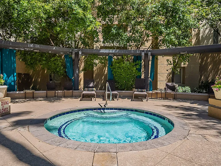 Palazzo Townhomes — Photo 9