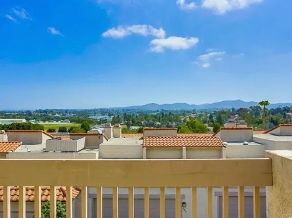 671 Ascot Dr, Vista, CA 92083