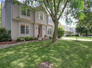 2904 Timbergate Rd, Champaign, IL 61822