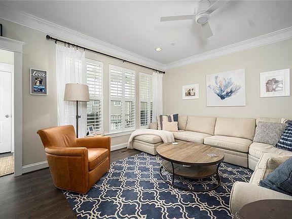 4th image of 2945 Arctic Ave