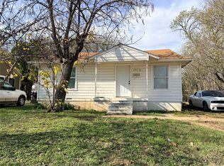 2016 Daniel St, Fort Worth, TX 76104