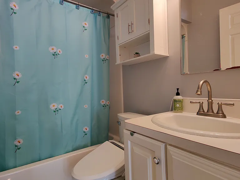 37 Wilson Ave #2 — Photo 7