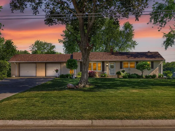 2133 62nd St E, Inver Grove Heights, MN 55077