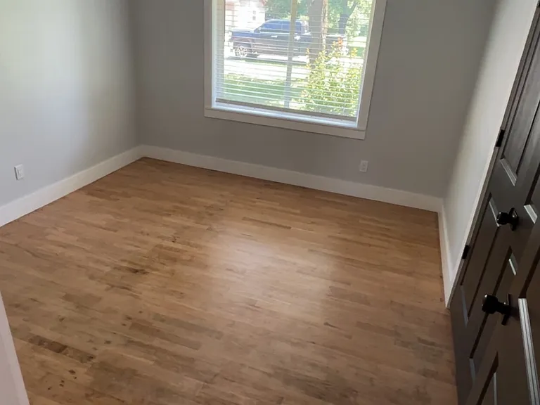 1614 Steele St — Photo 17