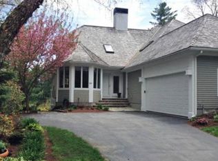 23 Hawk Hill Ln, Ipswich, MA 01938
