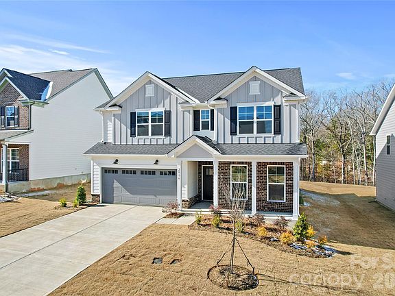 3rd image of 2016 Waxhaw Crossing Dr