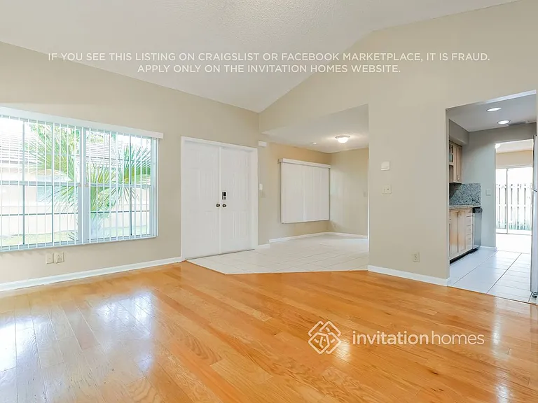 12231 Dartmoor Dr — Photo 4