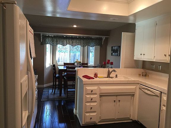 3rd image of 2335 Dana Ct
