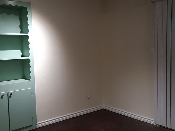 3rd image of 2033 Bettibart St