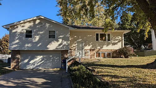 19874 Beverly Manor Ln Photo 1