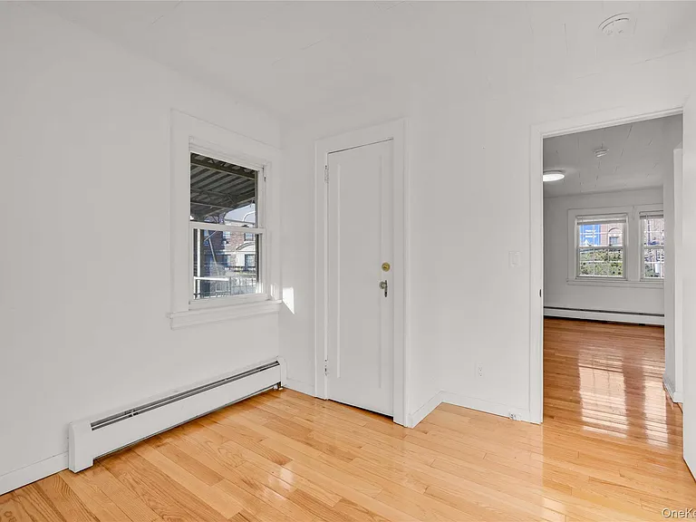 43-45 Parsons Blvd #2 — Photo 8