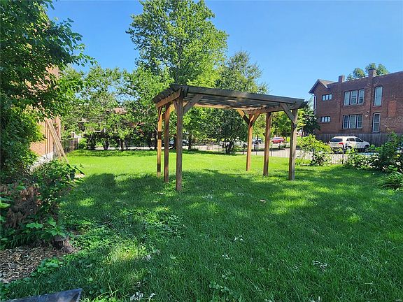 5th image of 3840 Shaw Blvd