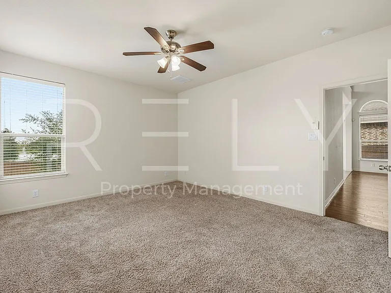 1405 Sunny Meadows Loop — Photo 22
