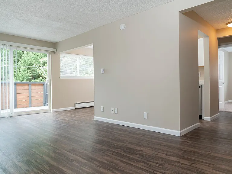 616 N Anderson St — Photo 40