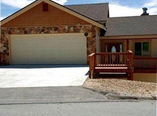 30177 Enchanted Way, Running Springs, CA 92382