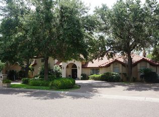 11 Hogan Ct, Laredo, TX 78045