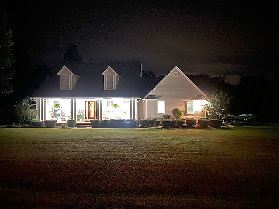 2nd image of 3 Christen Ln