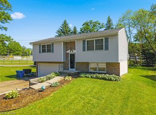 50 Kirby Dr, Akron, OH 44319