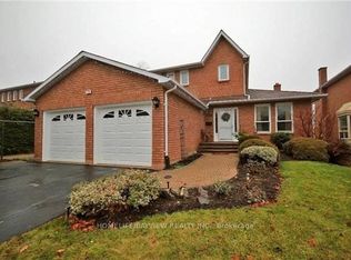 128 Heathwood Heights Dr, Aurora, ON L4G4W1