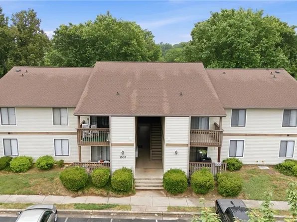 1702 N Hamilton St APT G, High Point, NC 27262