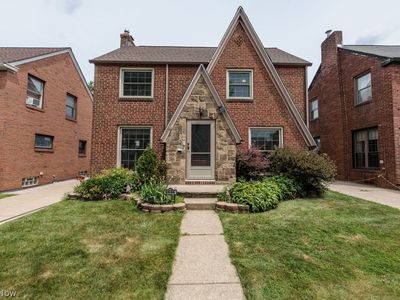 6606 Laverne Ave, Parma, OH, 44129