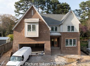 621 Duke Dr, Raleigh, NC 27609