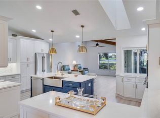 2219 Noble Ct, Naples, FL 34110